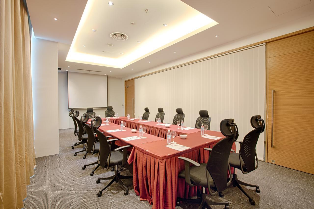Wp Hotel Kuala Lumpur Exterior photo